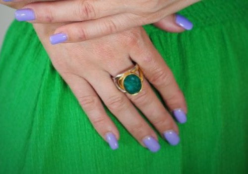 What is May's birthstone ?