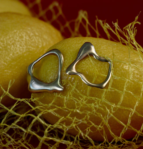 Asymmetrical Molten Studs