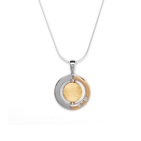 Urú Small Pendant & Chain