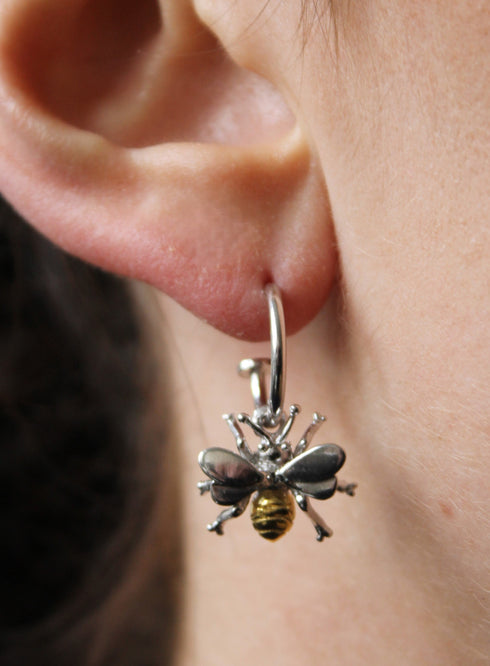 Wildlife Bee Huggies (Silver or Gold)