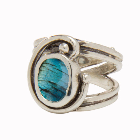 Jasmine Ring in various gemstones