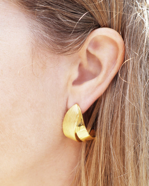 Origata Studs