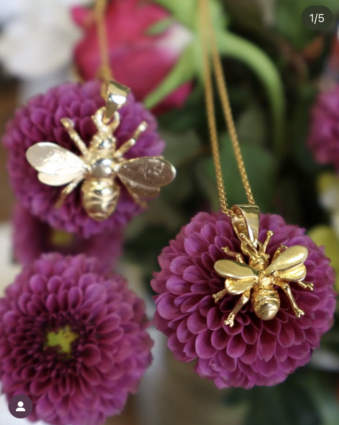 Wildlife Pendant - Large Bee With Chain